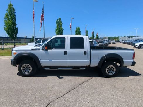 Used 2011 Ford F250 XLT AWD/4WD image 5