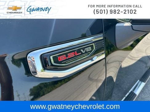 Used 2025 GMC Sierra 1500 SLT w/ SLT Premium Plus Package AWD/4WD image 15