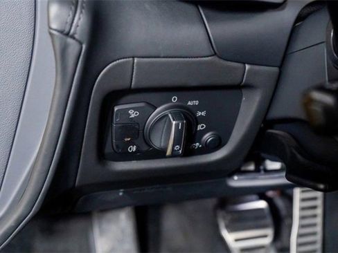 Used 2023 Audi R8 V10 performance image 43