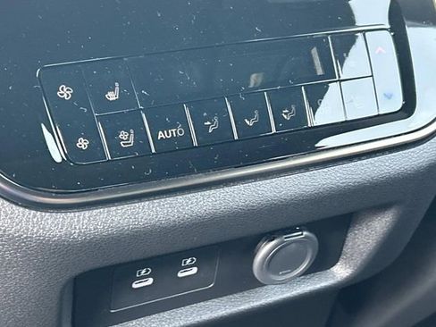 New 2026 INFINITI QX80 Autograph w/ Premium Cargo Package image 25