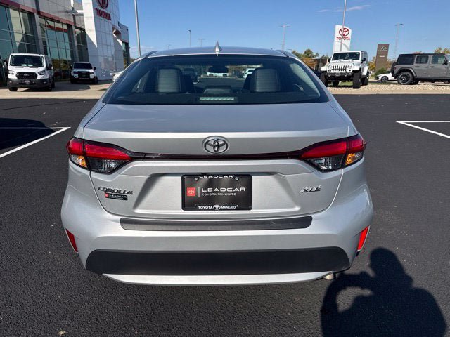 Used 2020 Toyota Corolla XLE FWD image 10