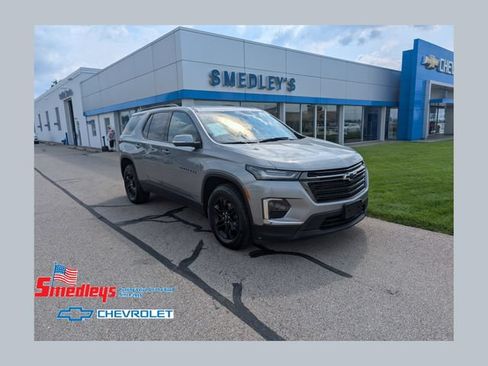 Used 2023 Chevrolet Traverse LT w/ Midnight/Sport Edition AWD/4WD image 1
