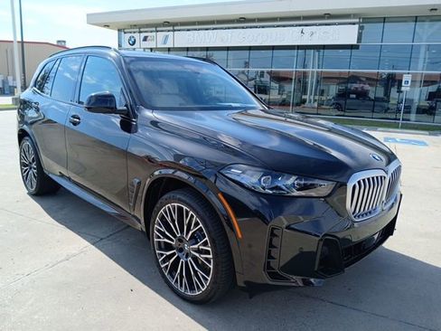 New 2026 BMW X5 sDrive40i image 1