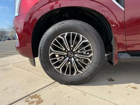 New 2026 Nissan Armada Platinum image 9