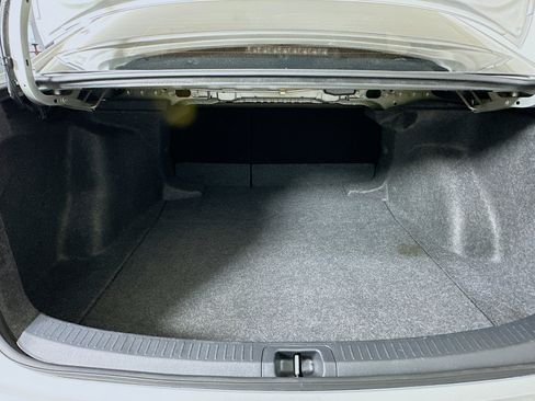 Certified 2025 Toyota Corolla LE image 30