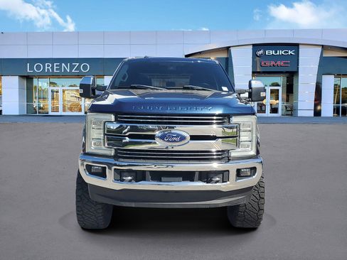 Used 2017 Ford F250 Lariat w/ Lariat Ultimate Package image 2