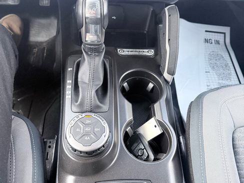 Used 2022 Ford Bronco Outer Banks image 25