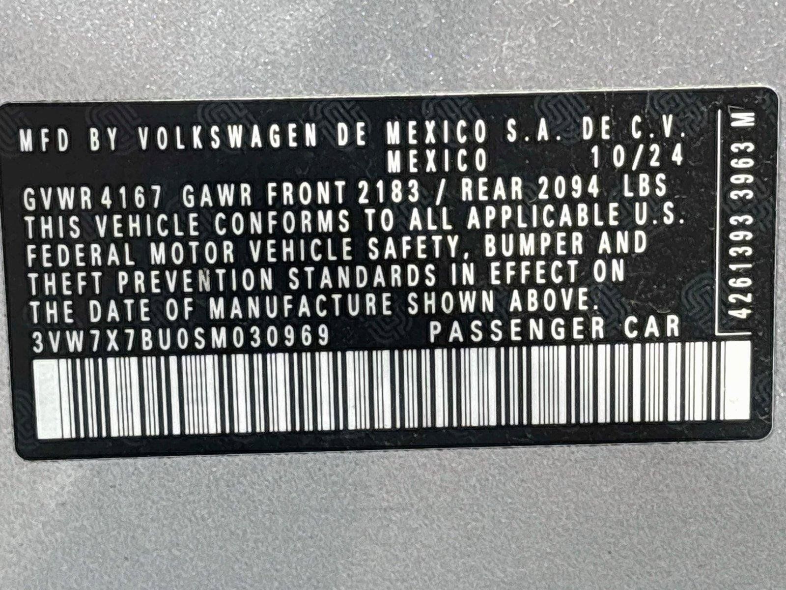 Used 2025 Volkswagen Jetta SE FWD image 23