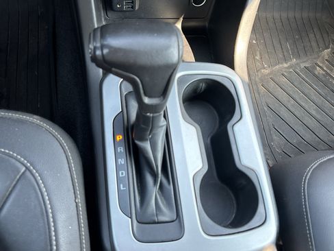 Used 2020 Chevrolet Colorado ZR2 w/ Colorado ZR2 Bison Edition AWD/4WD image 18
