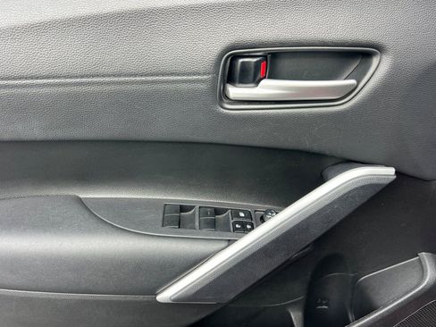Certified 2023 Toyota Corolla Cross XLE image 13