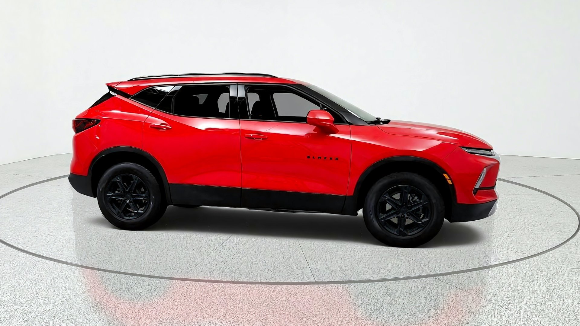 Used 2024 Chevrolet Blazer LT w/ Convenience Package FWD image 6