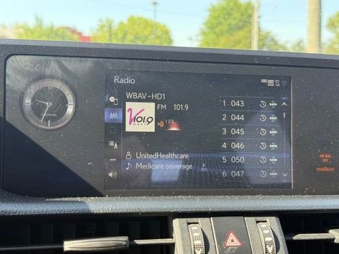 Used 2019 Lexus ES 350 F Sport w/ Accessory Package 2 FWD image 19