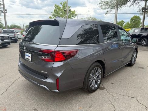Certified 2026 Honda Odyssey Touring image 6