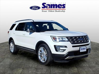 Used 2017 Ford Explorer XLT w/ Equipment Group 202A