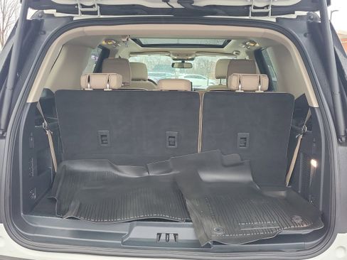 Certified 2023 Ford Expedition Limited image 7