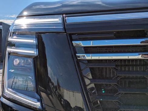 New 2026 Nissan Armada Platinum image 12