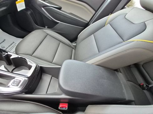 New 2026 Chevrolet Trax ACTIV FWD image 25