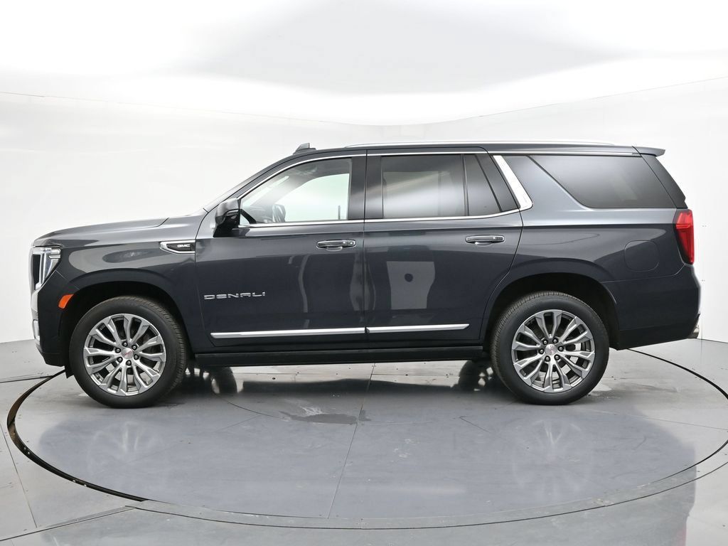 Used 2021 GMC Yukon Denali w/ Denali Premium Package AWD/4WD image 5