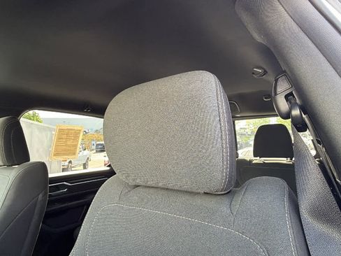 Used 2025 RAM 1500 Big Horn AWD/4WD image 11