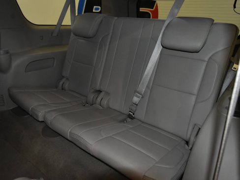 Used 2019 GMC Yukon XL Denali w/ Denali Ultimate Package image 16