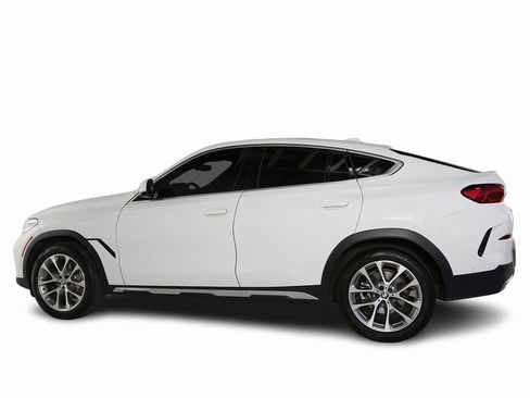 Used 2023 BMW X6 xDrive40i w/ Premium Package image 6