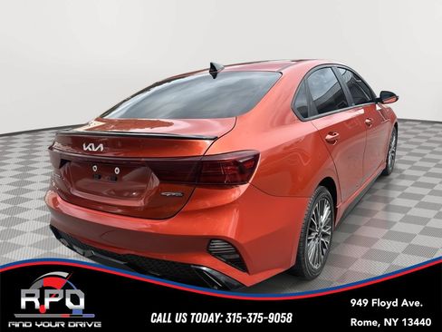 Used 2022 Kia Forte GT-Line w/ GT-Line Technology Package FWD image 5