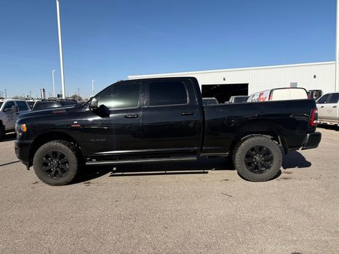 Used 2020 RAM 2500 Big Horn w/ Level 2 Equipment Group image 2