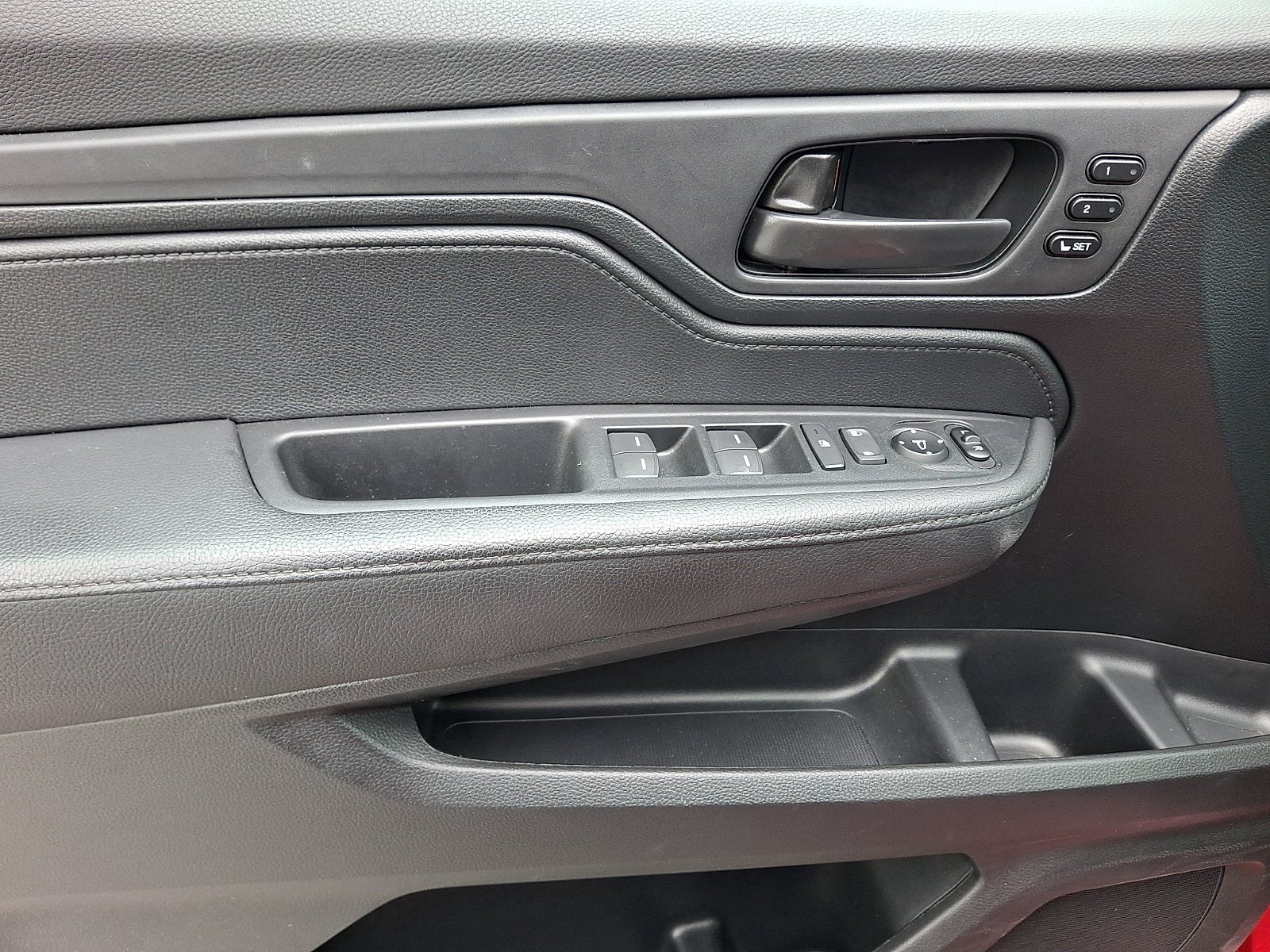 Used 2023 Honda Odyssey Sport image 13