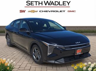 Used 2025 Kia K4 FWD video 1