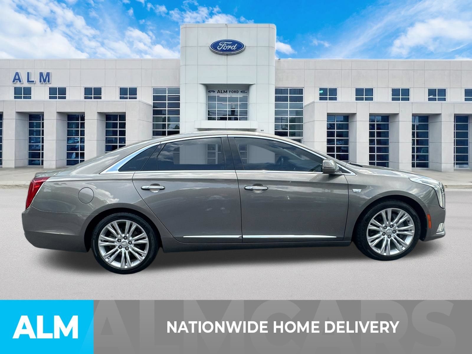 Used 2019 Cadillac XTS Luxury FWD image 4
