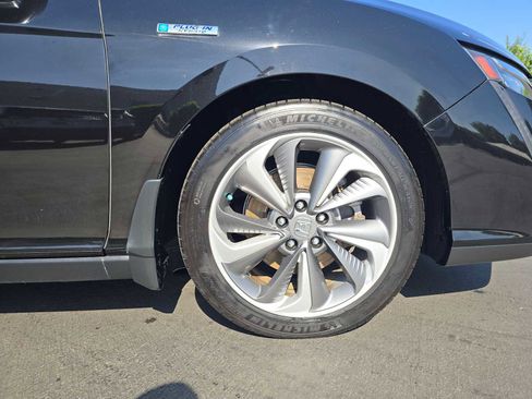 Used 2019 Honda Clarity Plug-In Hybrid image 9