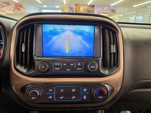 Used 2017 GMC Canyon Denali RWD image 19