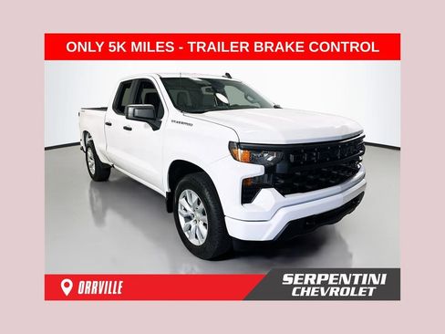 Used 2024 Chevrolet Silverado 1500 Custom AWD/4WD image 1