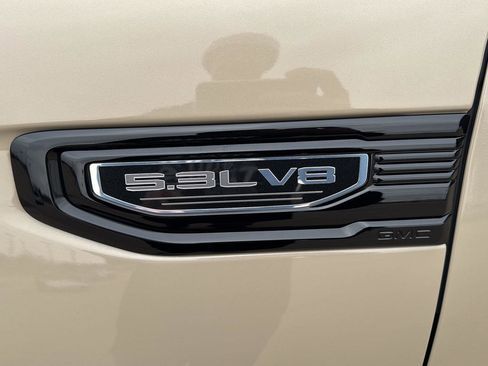 Used 2022 GMC Sierra 1500 Elevation w/ Elevation Premium Package image 29