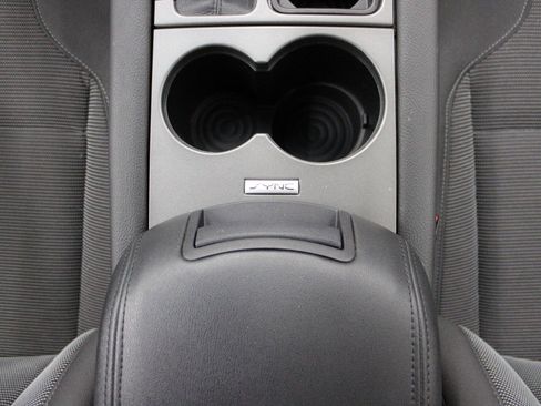Used 2018 Ford Taurus SEL FWD image 24