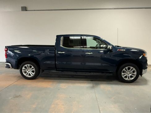 Used 2022 Chevrolet Silverado 1500 LTZ w/ LTZ Premium Package AWD/4WD image 6