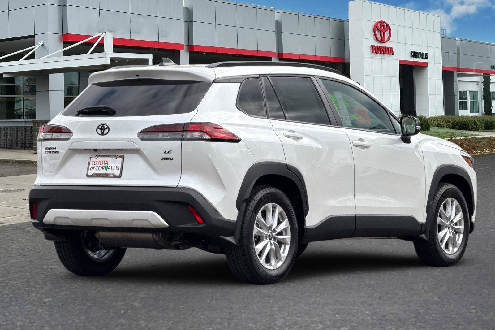 New 2026 Toyota Corolla Cross LE w/ Moonroof Package AWD/4WD image 5
