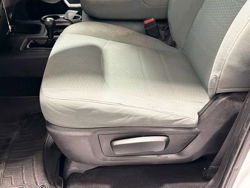 Used 2018 RAM 2500 Tradesman w/ Chrome Appearance Group image 15