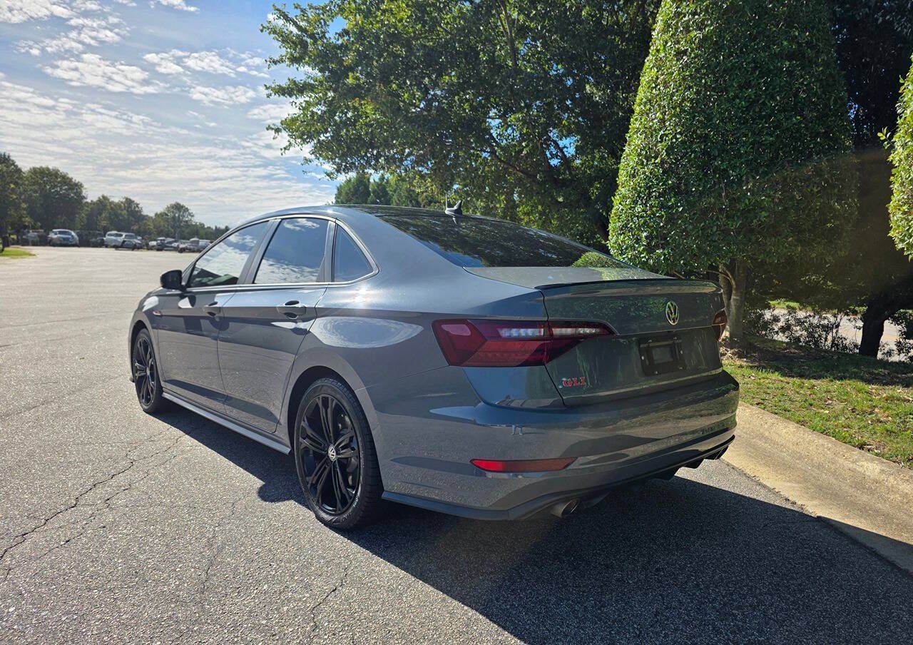 Used 2021 Volkswagen Jetta GLI FWD image 3