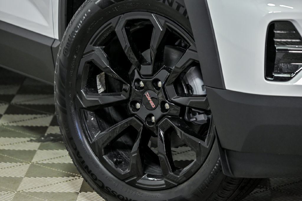 New 2027 GMC Terrain Elevation w/ Elevation Premium Package AWD/4WD image 3