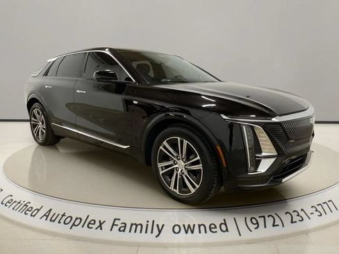 Used 2025 Cadillac Lyriq Luxury RWD image 7