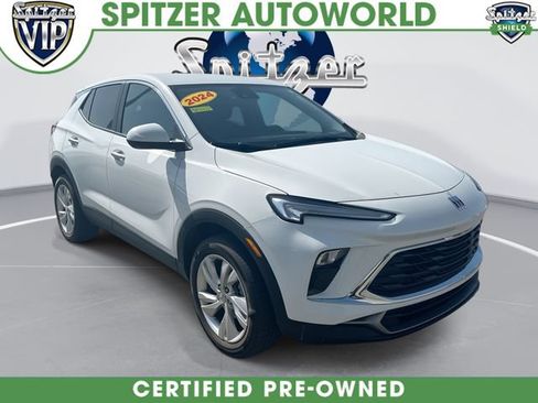 Used 2024 Buick Encore GX Preferred AWD/4WD image 1