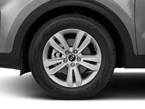 Used 2017 Kia Sportage LX image 11