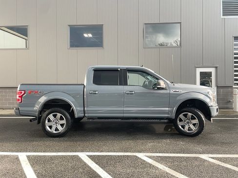 Used 2019 Ford F150 XLT w/ Equipment Group 302A Luxury image 4