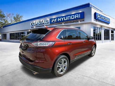 Used 2016 Ford Edge Titanium w/ Technology Package image 4