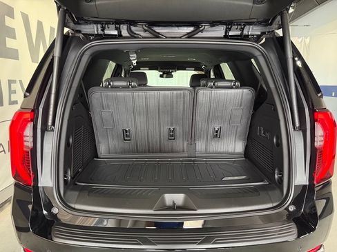 New 2026 GMC Yukon Elevation w/ LPO, Floor Liner Package AWD/4WD image 37