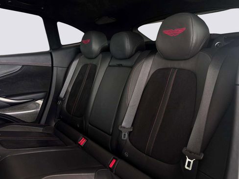 Used 2025 Aston Martin DBX 707 image 45