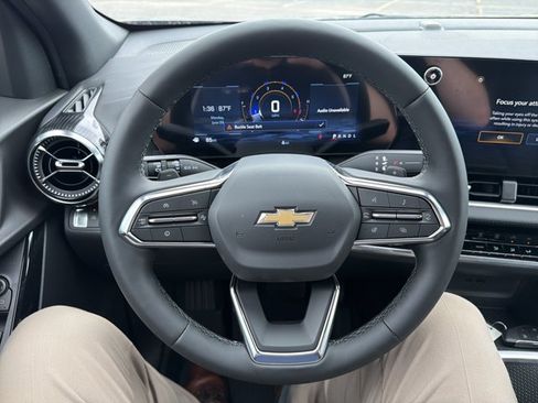 New 2026 Chevrolet Equinox LT w/ LPO, Floor Liner Package FWD image 13