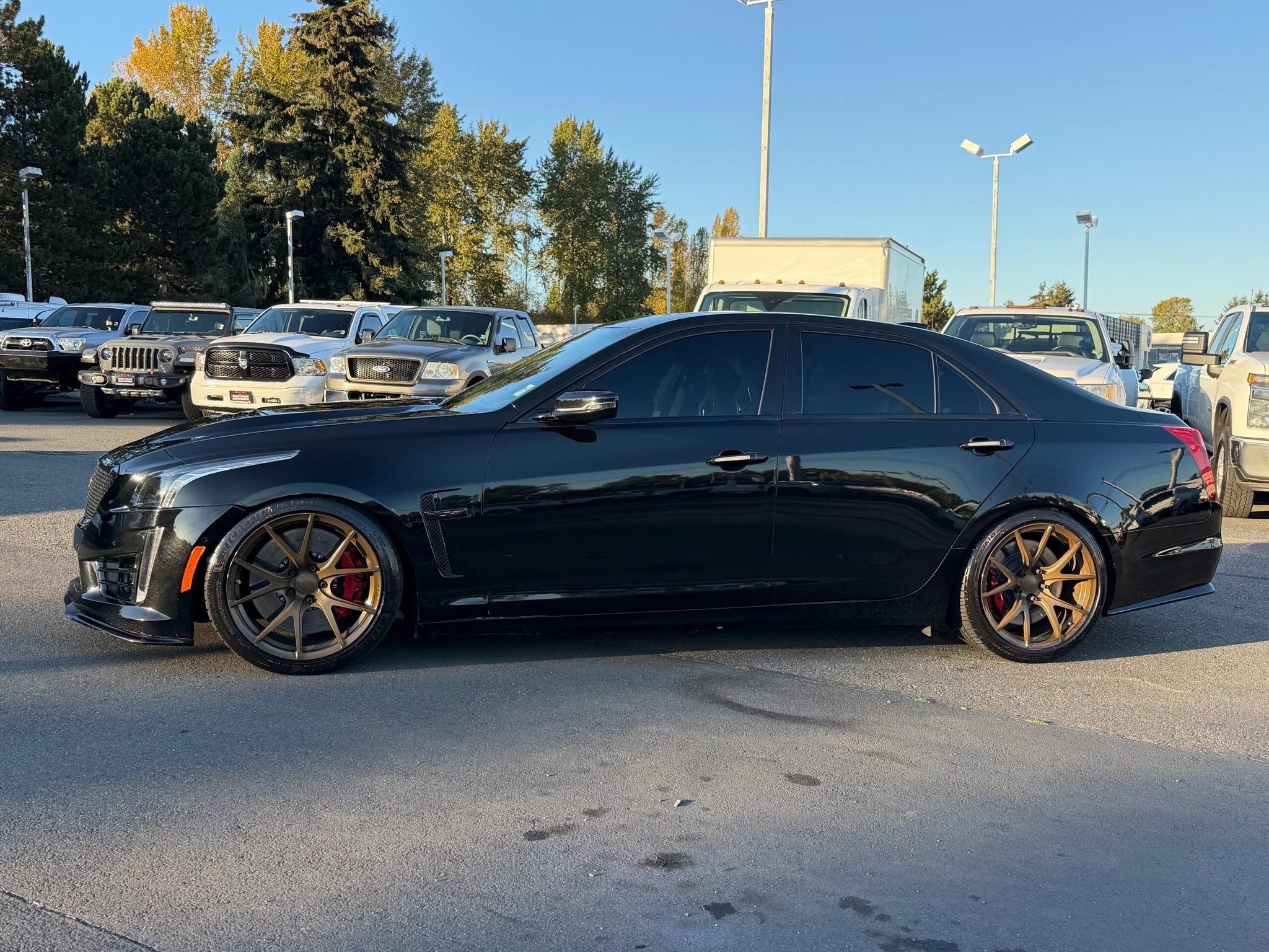 Used 2016 Cadillac CTS V w/ Luxury Package RWD image 12