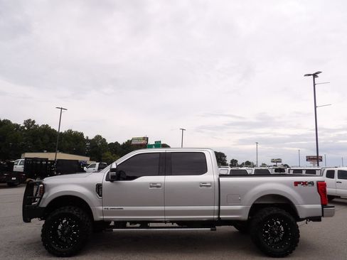 Used 2019 Ford F250 Lariat w/ Lariat Ultimate Package AWD/4WD image 65
